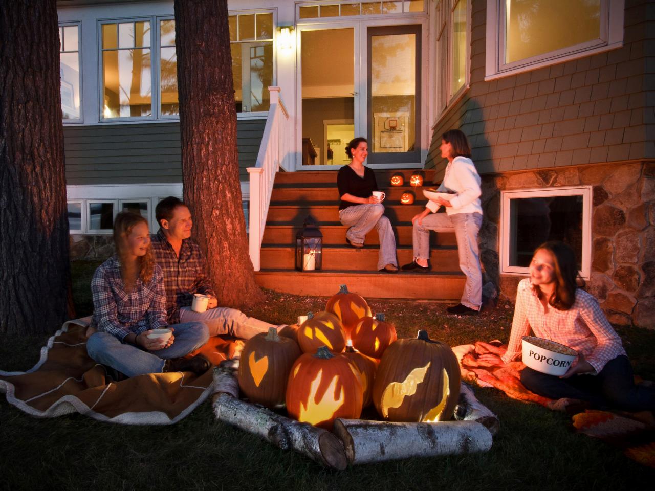 Involve the Kids in Halloween with These Easy Halloween Decorations